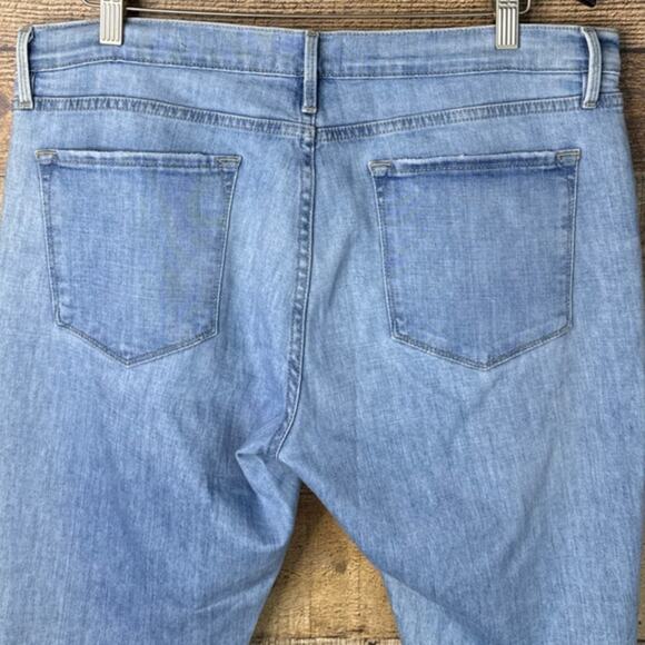 Frame Le Garcon Crop Straight Leg Jeans Cebu Rips Light Blue Size 31 - Picture 6 of 9